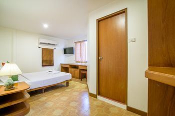 Hotell Baan Khachathong 2*